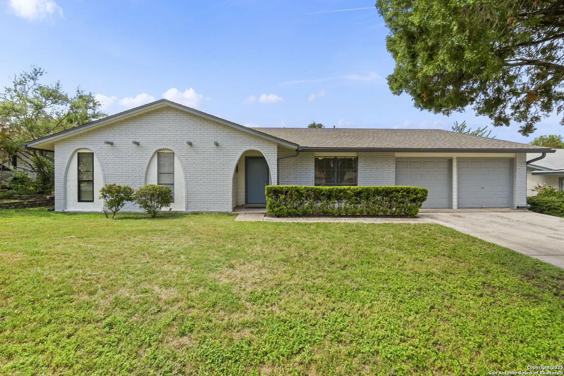 Photo of 6818 Forest Meadow