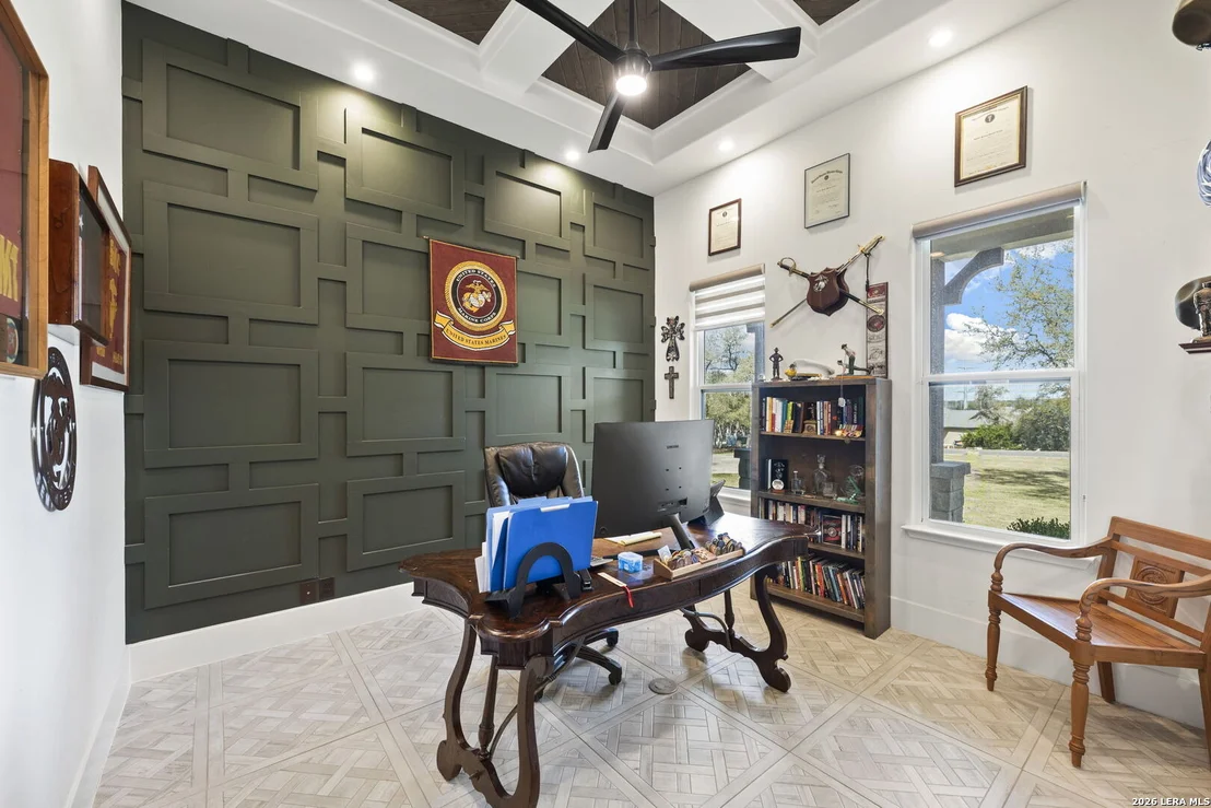 Photo of 979 Belle Oaks