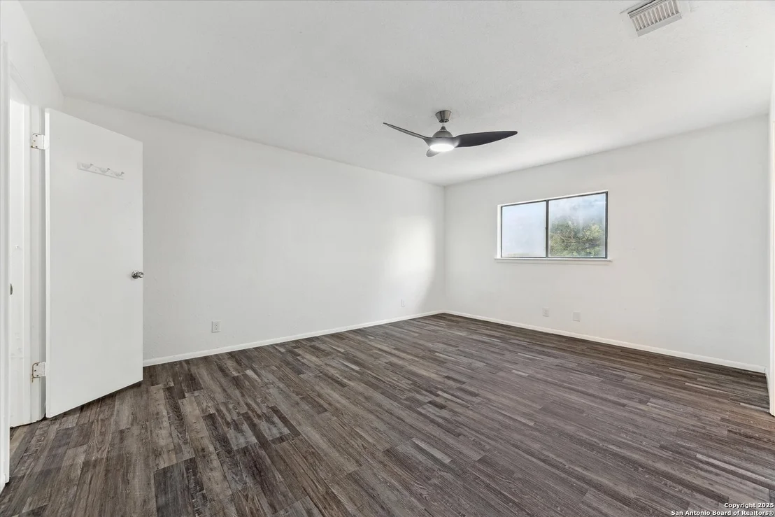 Photo of 7310 Roveen Trail