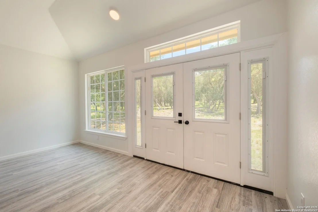 Photo of 423 County Road 2471