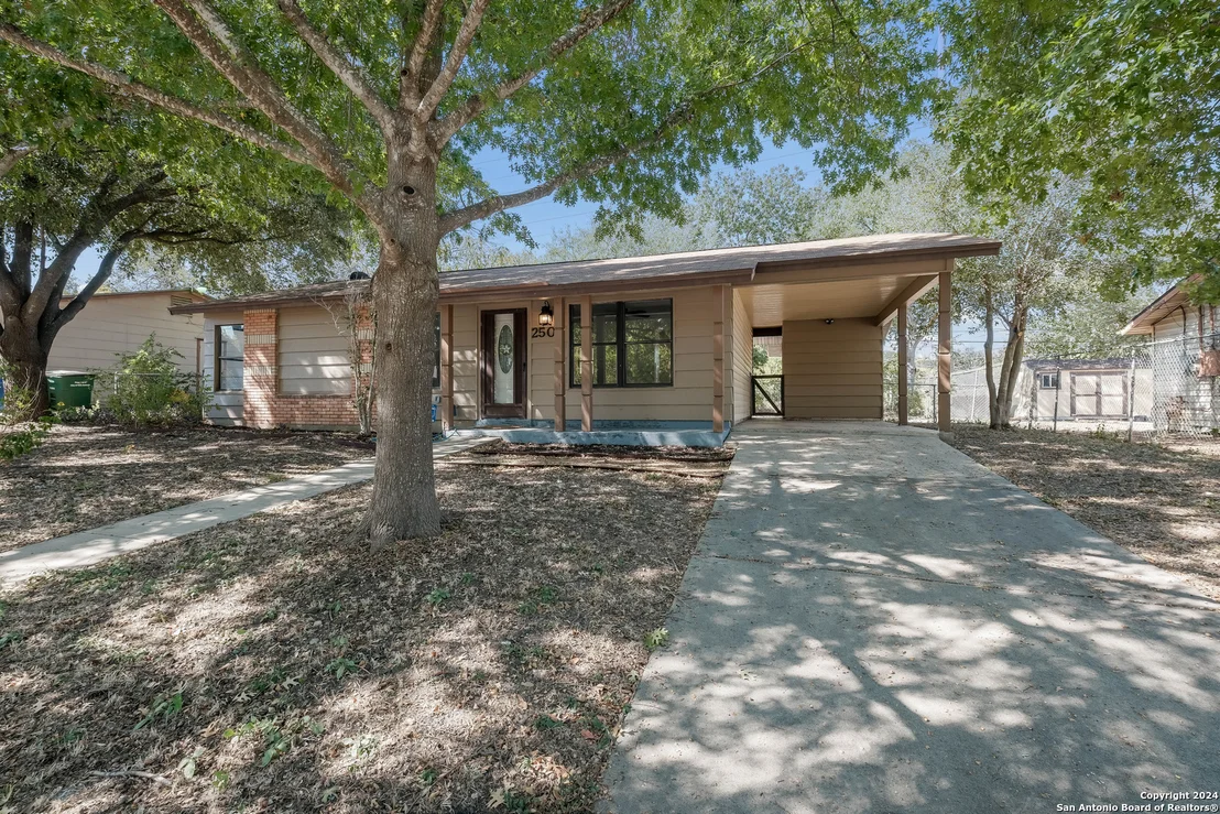 Photo of 2507 SPUR DR