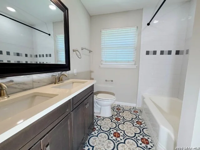 Photo of 539 Oakleaf Dr