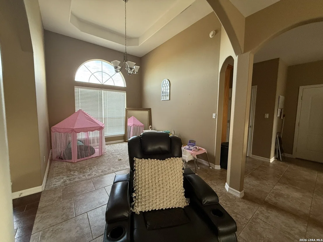 Photo of 137 Lakeview Trace