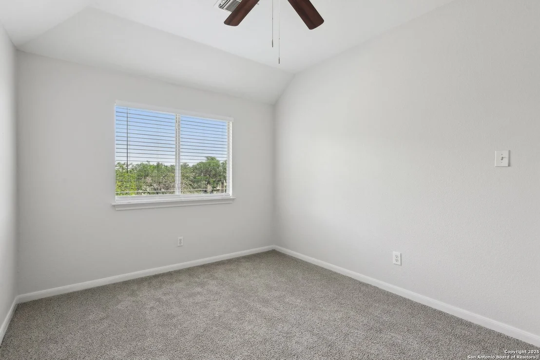 Photo of 9518 Loyal Valley