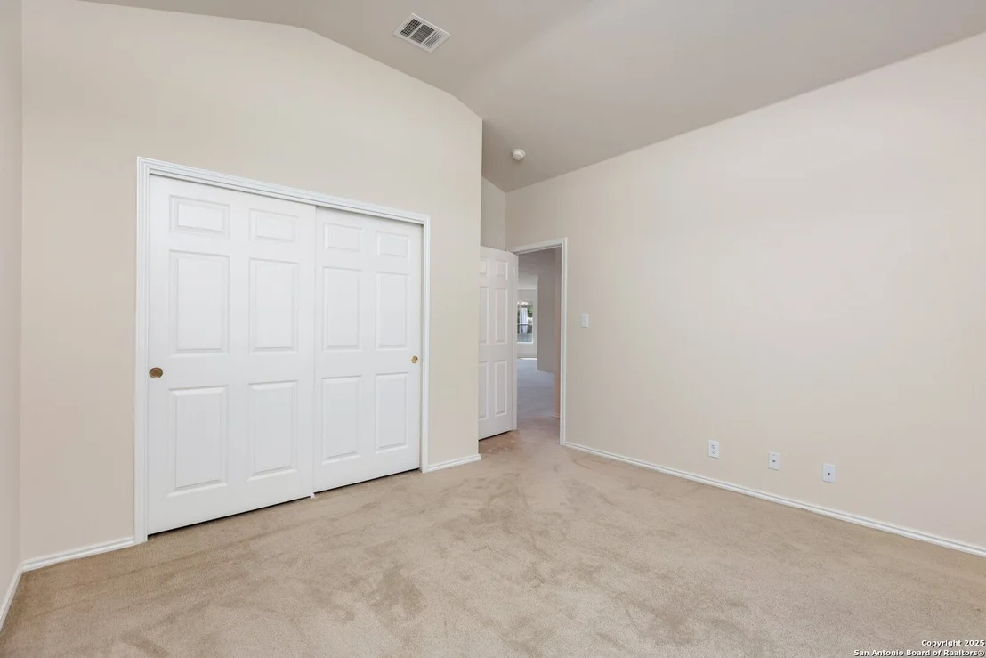 Photo of 14204 Auberry