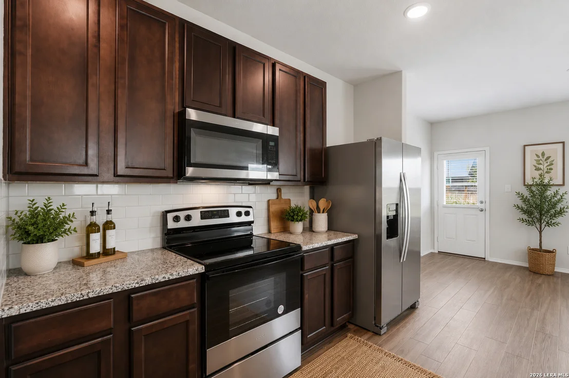 Photo of 13747 Pinkston