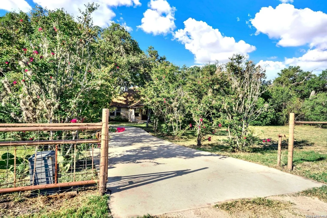 Photo of 473 County Road 375