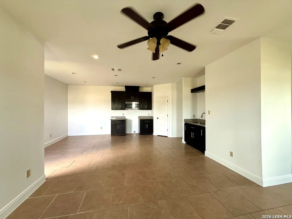 Photo of 2657 OAK MANOR DR