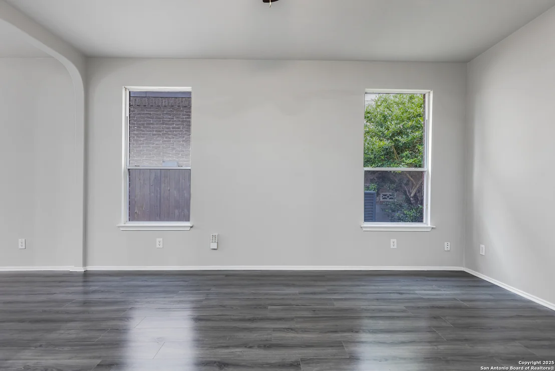 Photo of 6106 BRISCOE LEAF