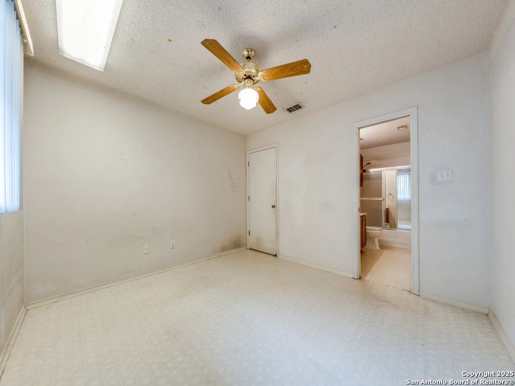 Photo of 8434 Timber Loche