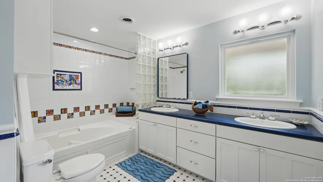 Photo of 116 Riviera