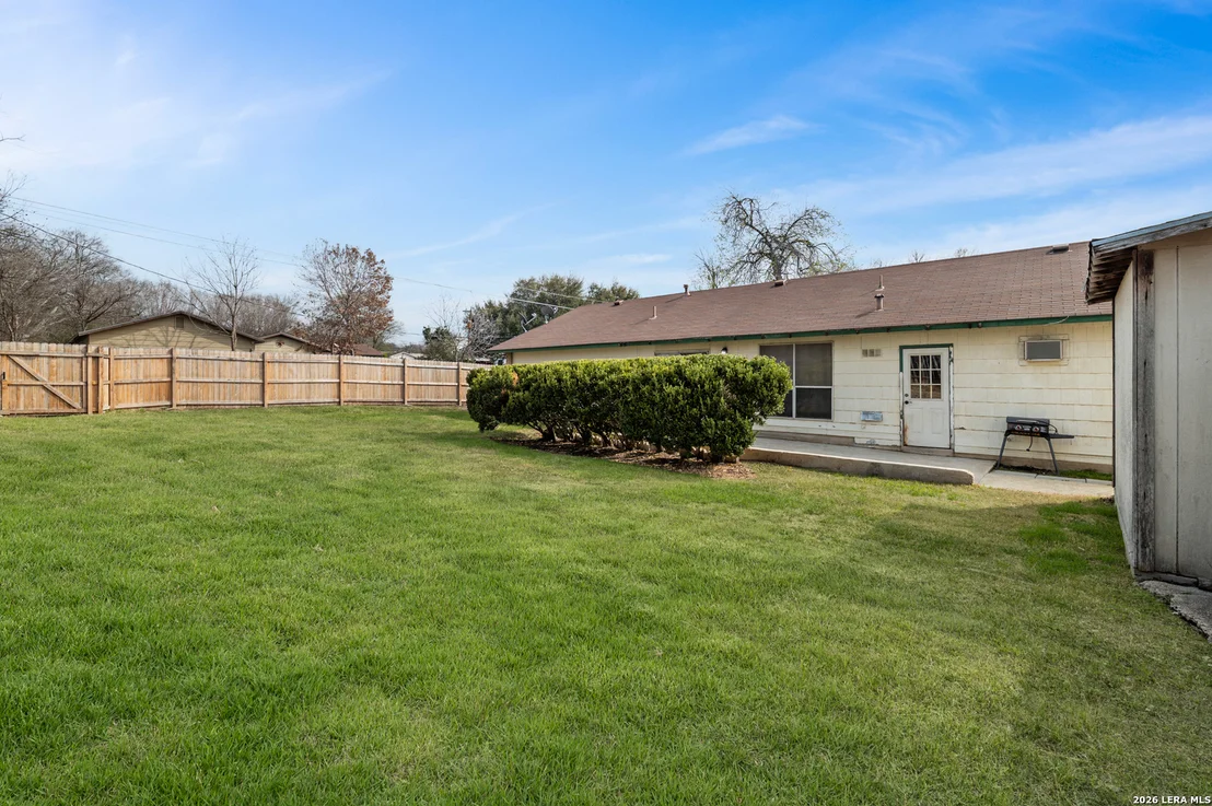 Photo of 2835 Hiawatha