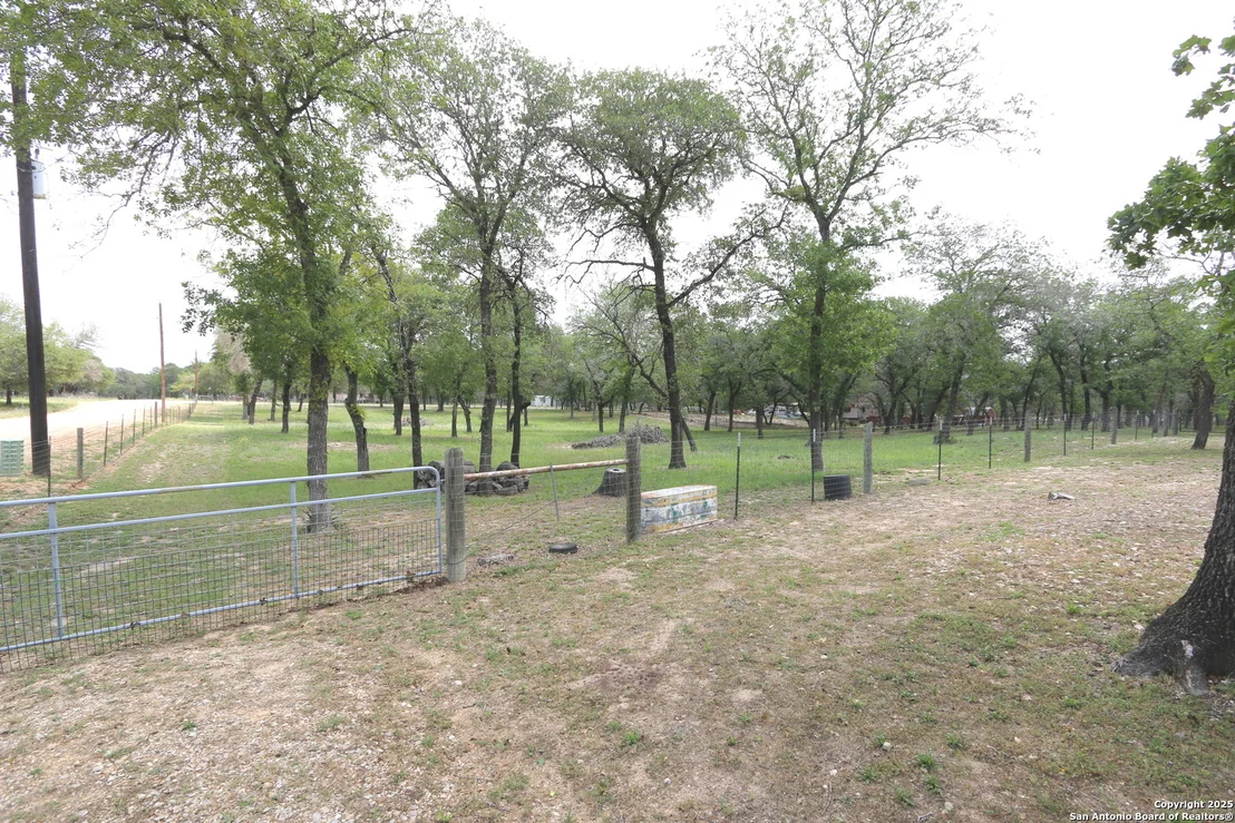 Photo of 337 Lost Spring Dr
