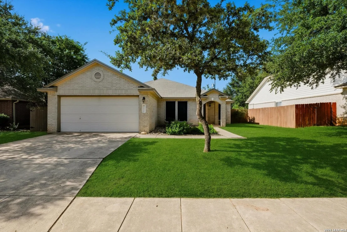 Photo of 9222 CEDAR PT