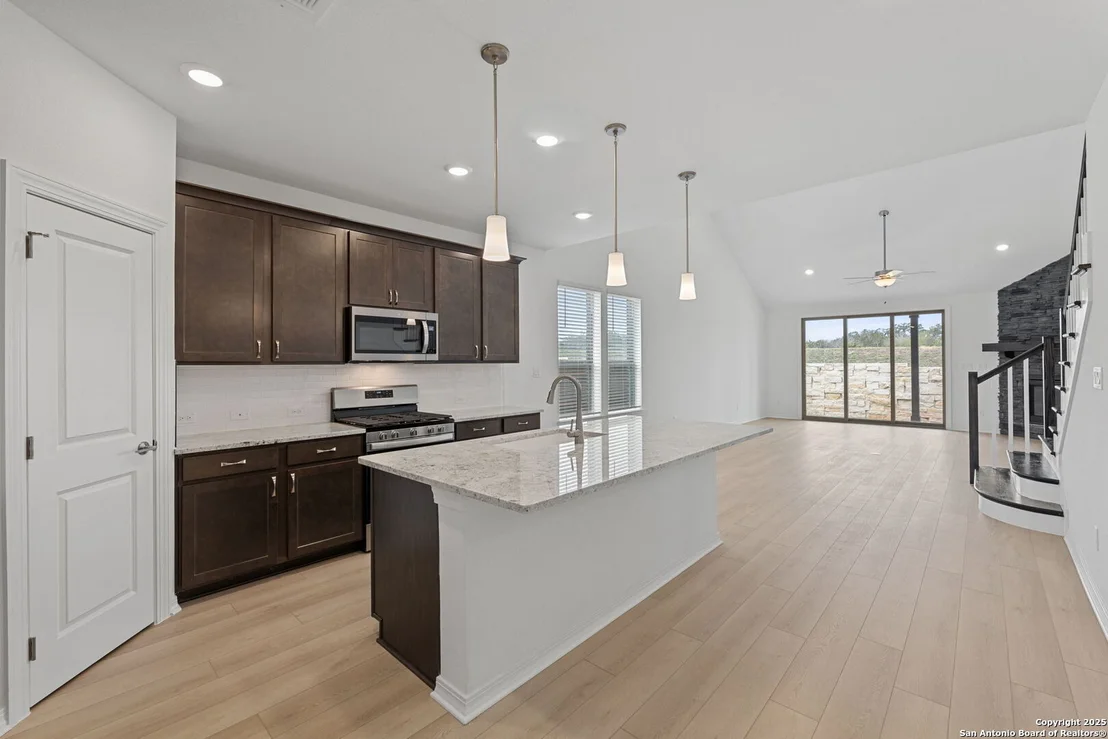 Photo of 404 Basket Grass Rd