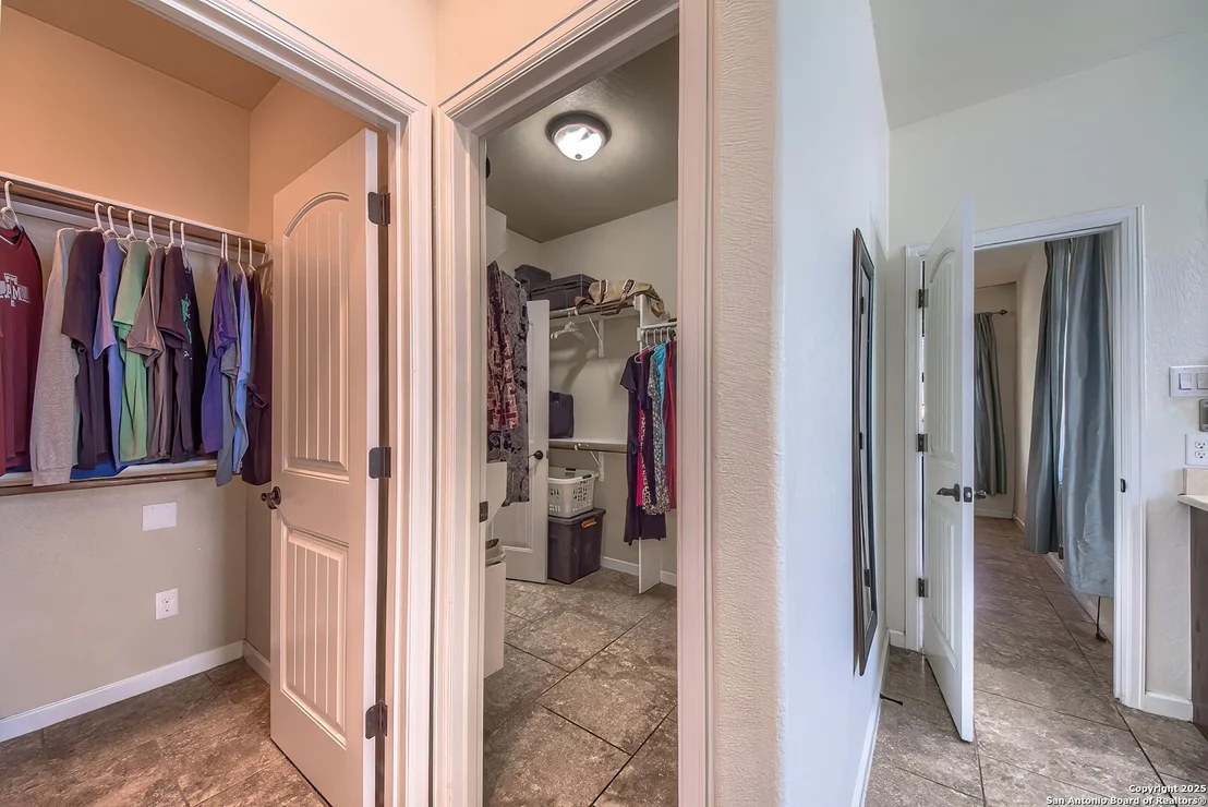 Photo of 141 Circle Six