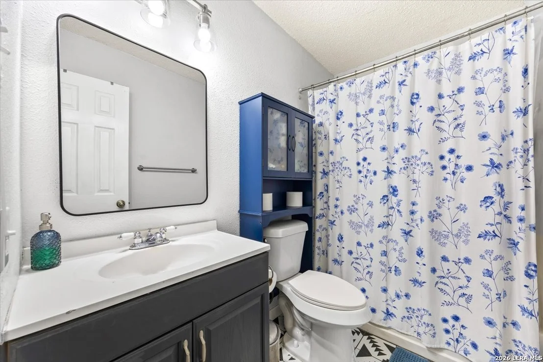 Photo of 13354 Greenstone