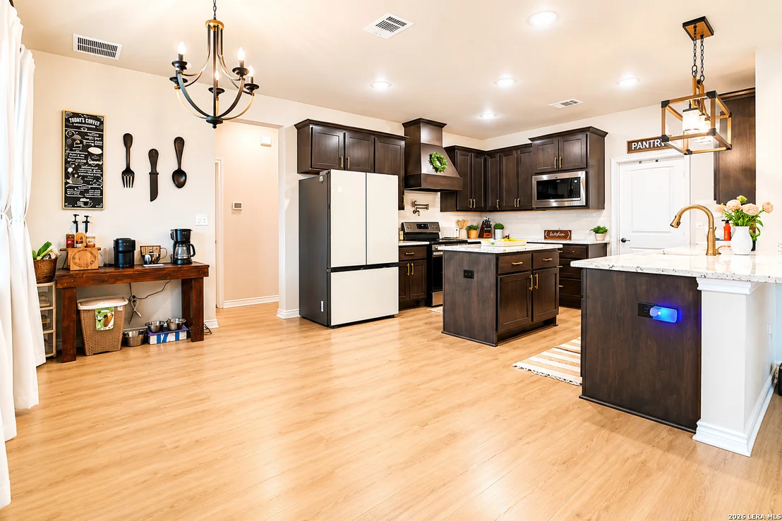 Photo of 3137 County Road 5710