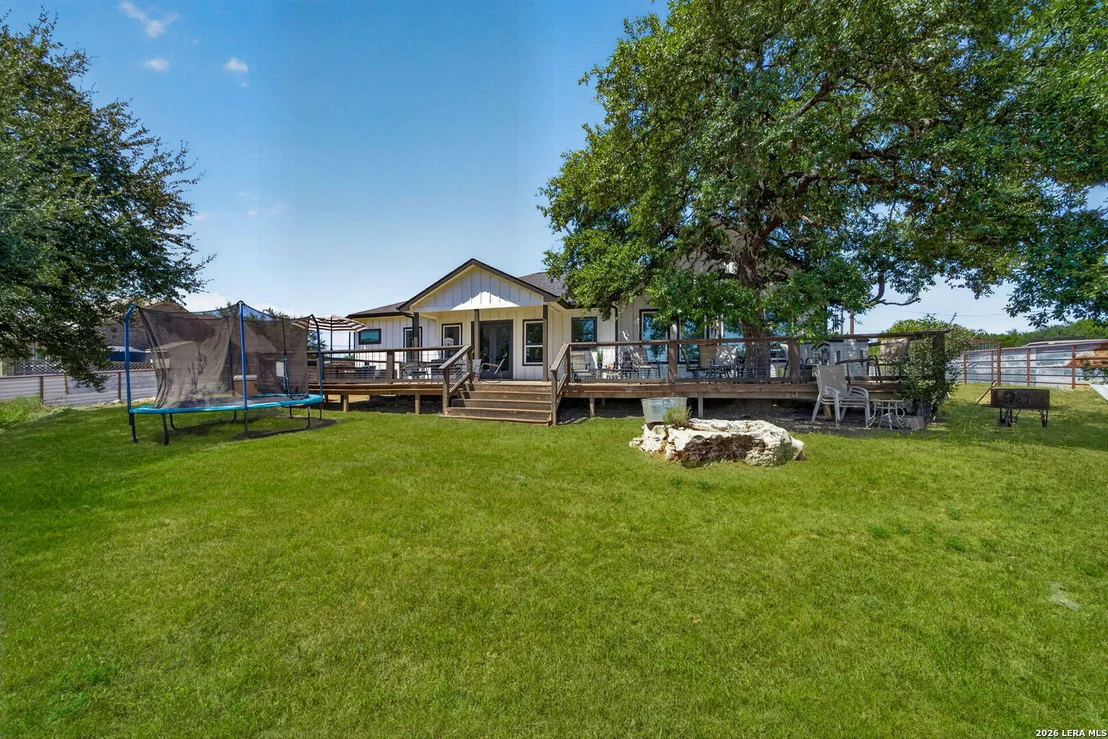Photo of 335 SADDLE MOUNTAIN DR