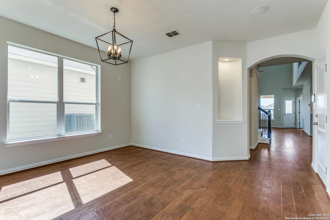 Photo of 7823 Bluebird Haven