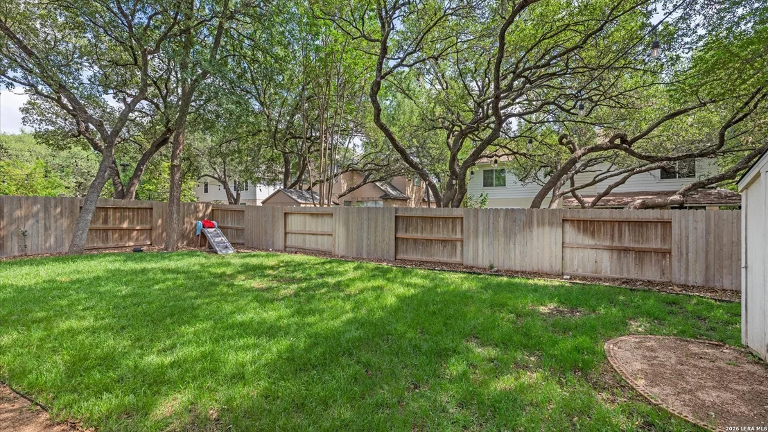 Photo of 1158 Bluff Forest