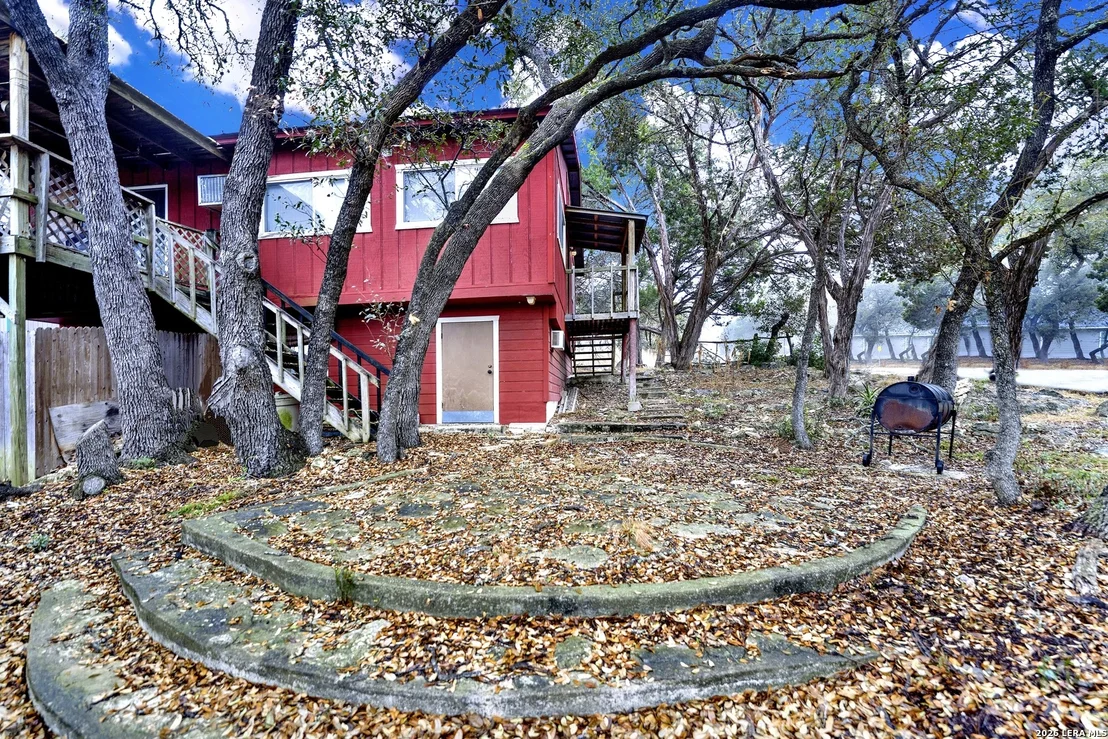 Photo of 705 shadyview