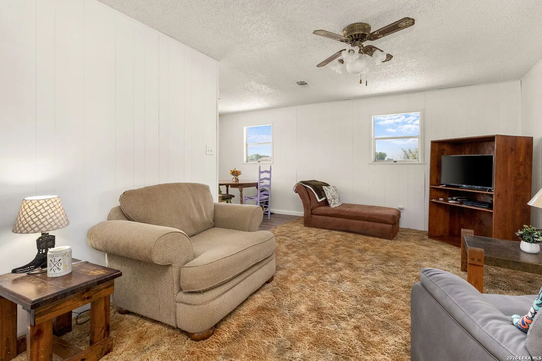 Photo of 411 Willmann Rd
