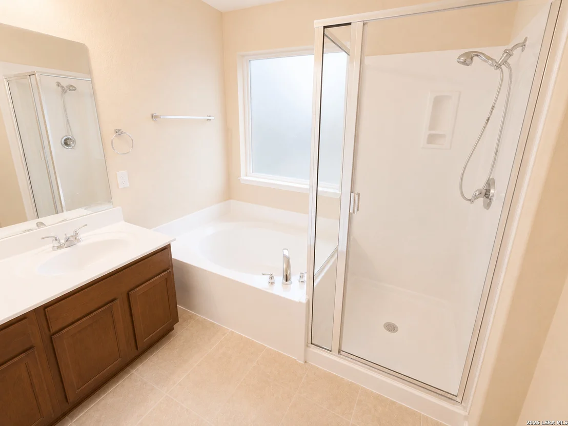 Photo of 535 DIANA DR