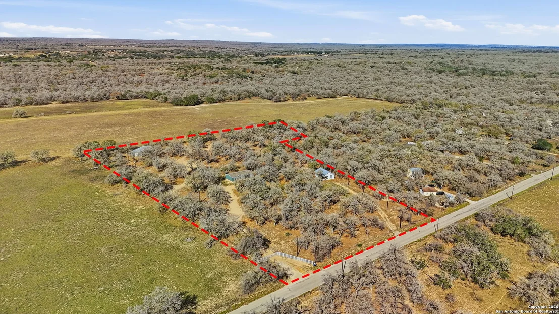 Photo of 843 County Road 331