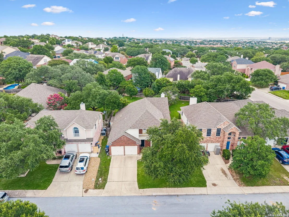 Photo of 24910 Crescent Run