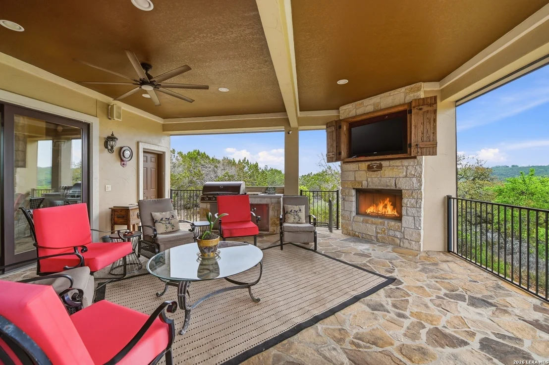 Photo of 162 ALONDRA Lane
