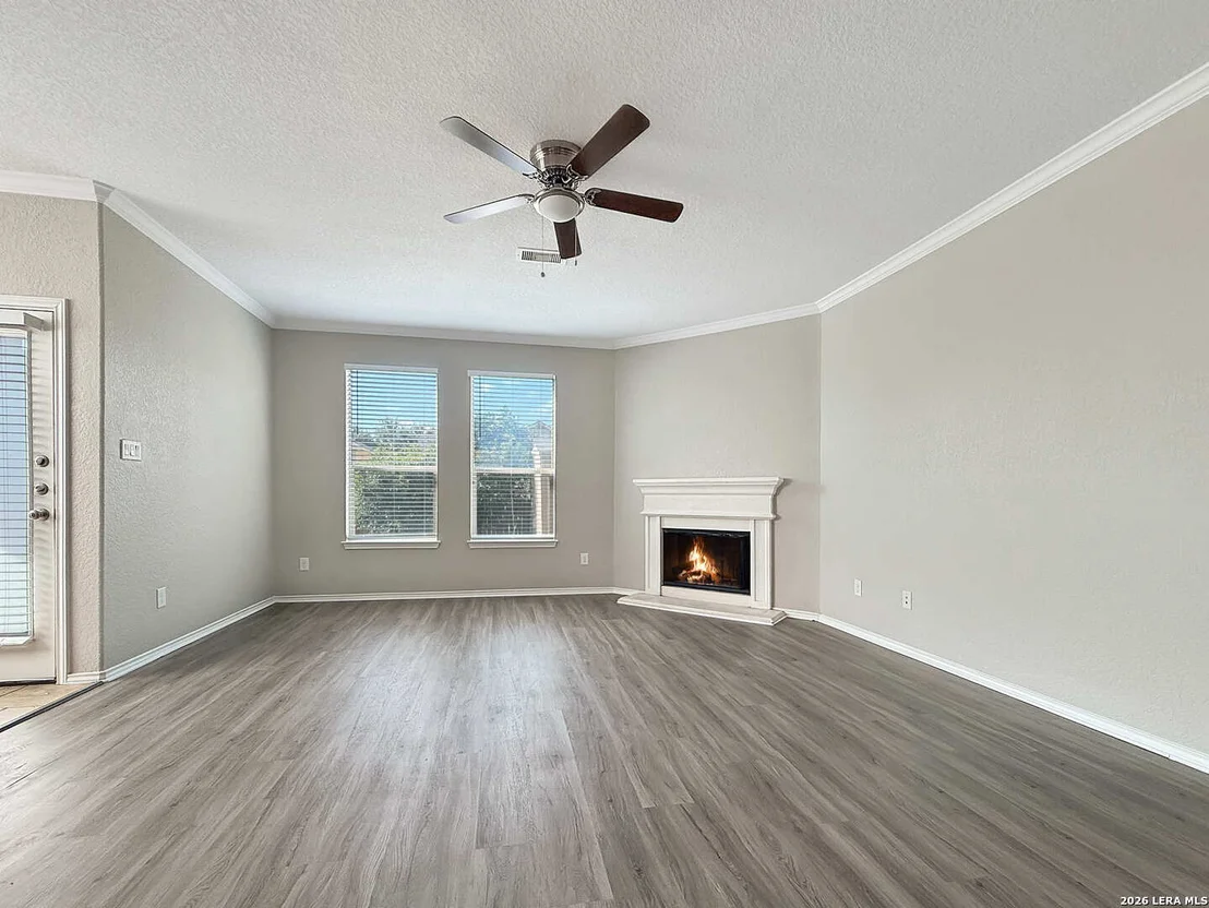 Photo of 584 SADDLEHORN WAY
