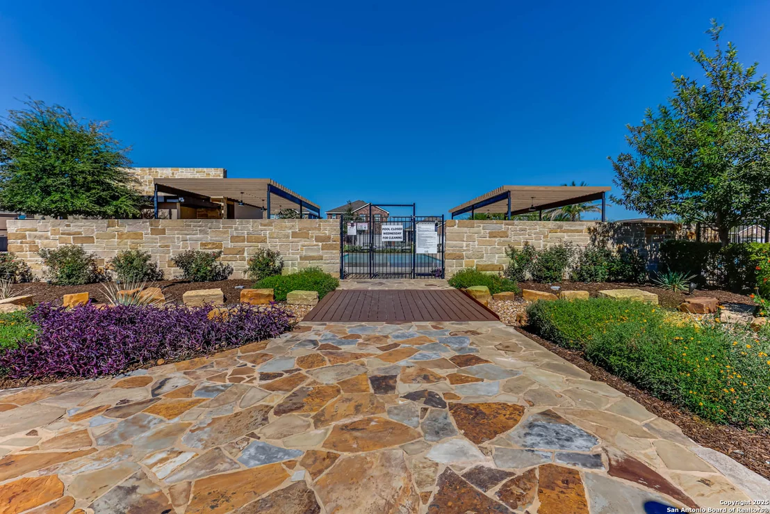 Photo of 14383 Palm Ridge