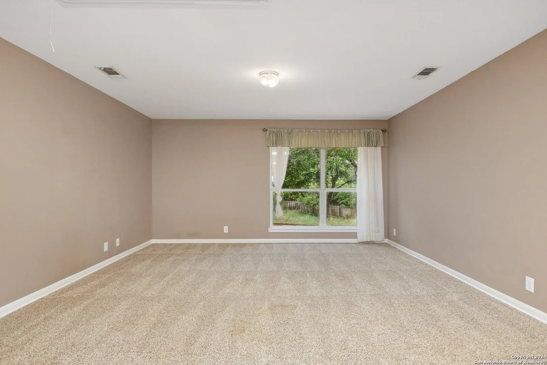 Photo of 14018 POSSUM TREE RD