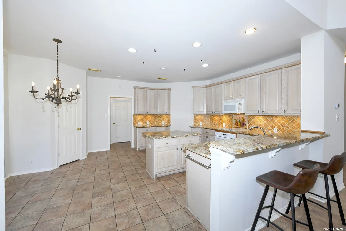 Photo of 1712 Oak Path