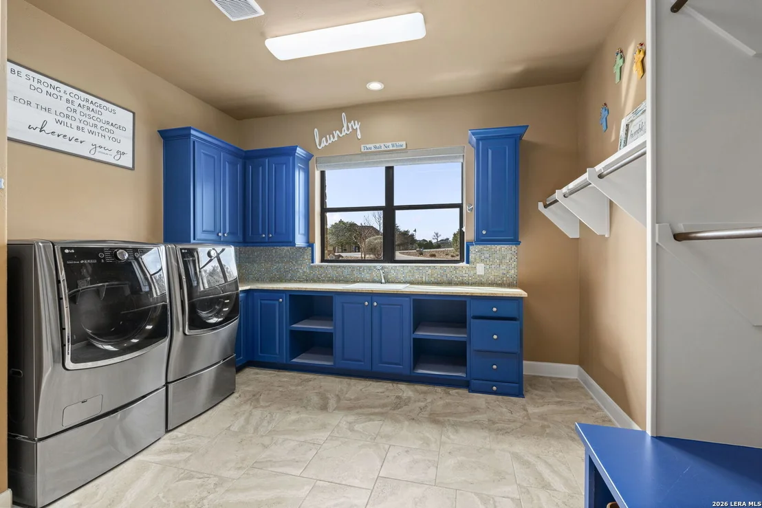 Photo of 1039 Bluewater Place