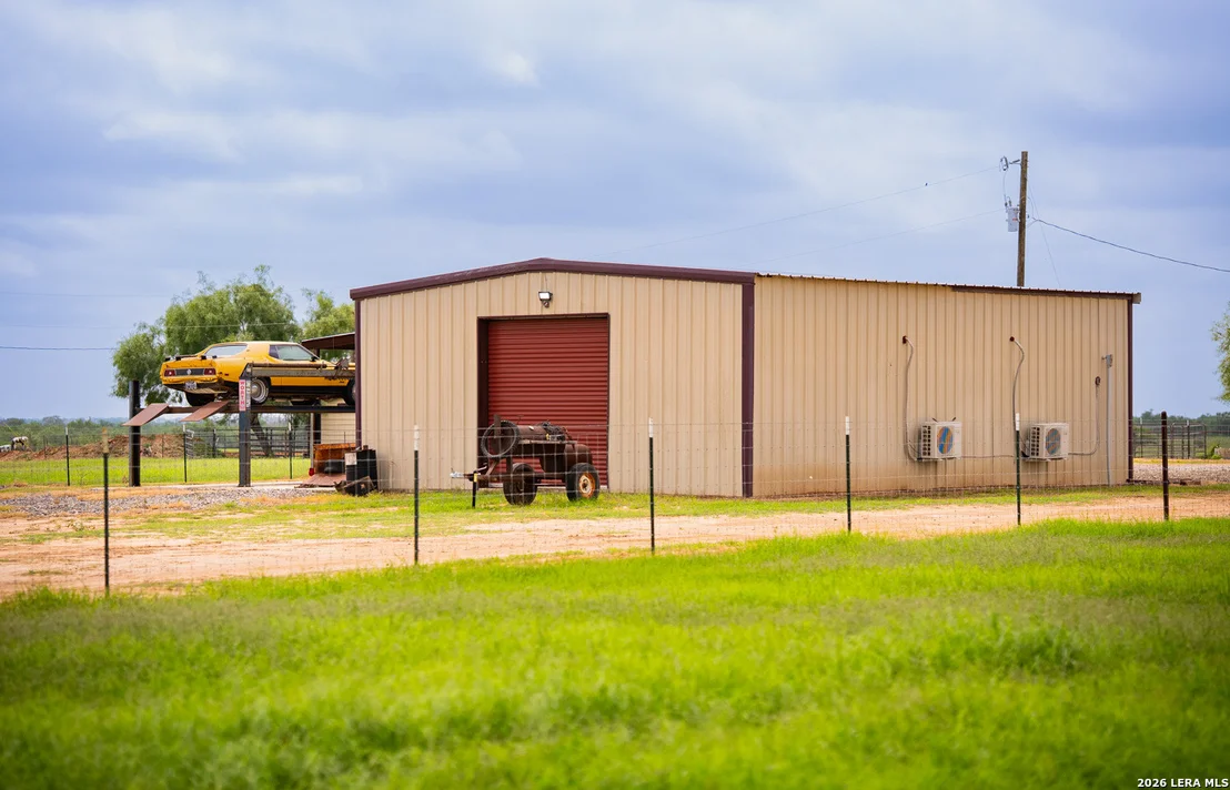 Photo of 366 COUNTY ROAD 2543