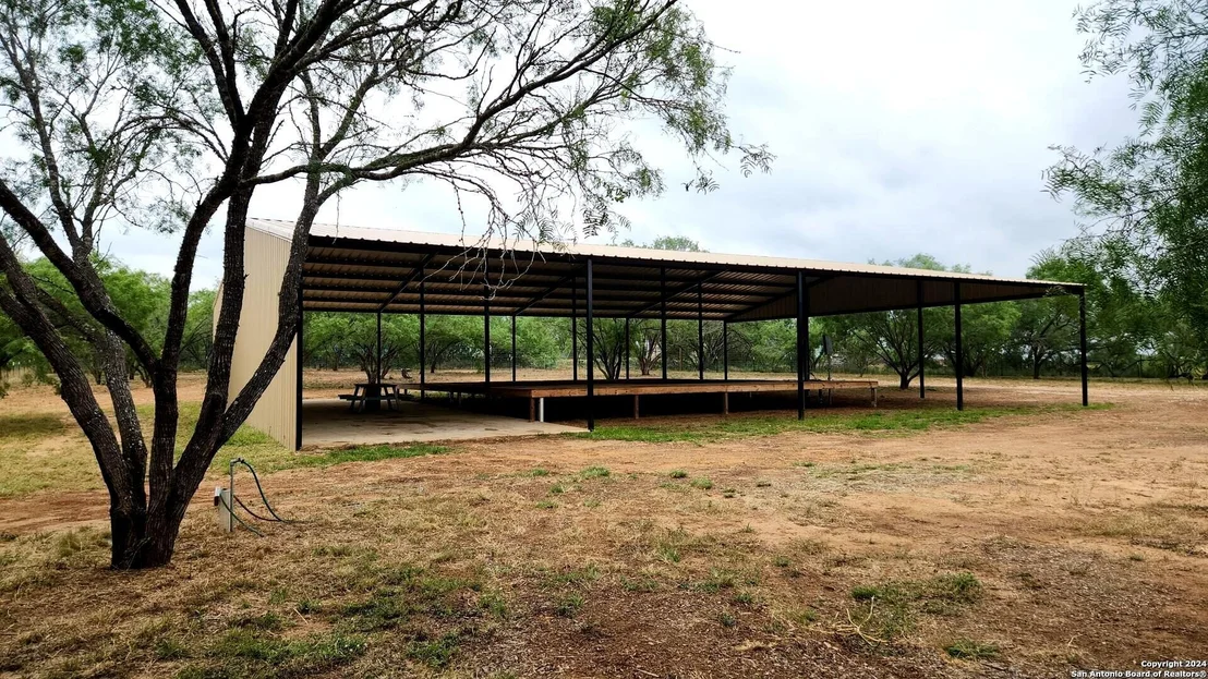 Photo of 1848 County Road 2557