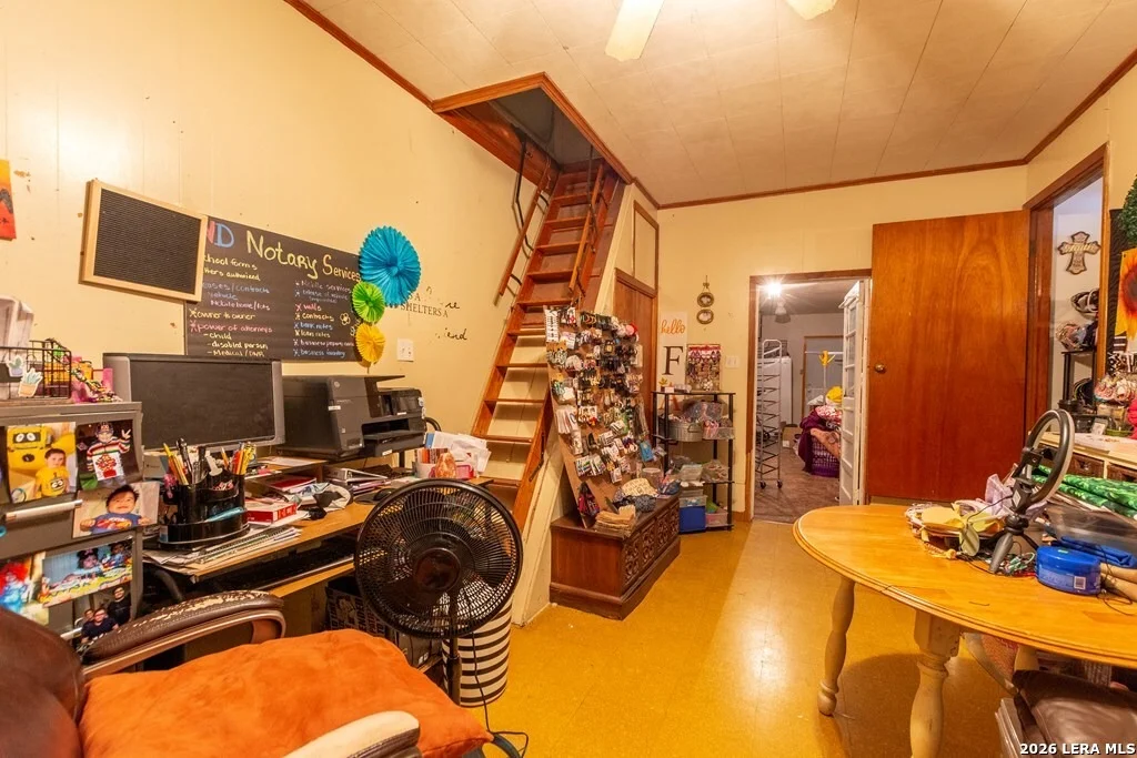 Photo of 546 Blanco