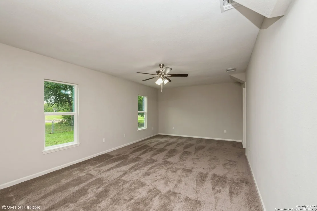 Photo of 100 NW 3RD ST