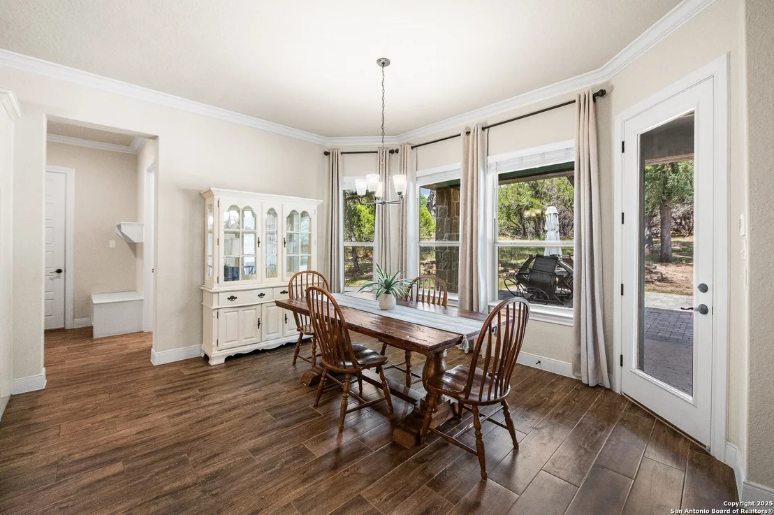 Photo of 663 PRIVATE ROAD 1712