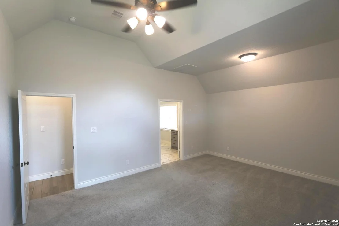 Photo of 2965 GROVE WAY