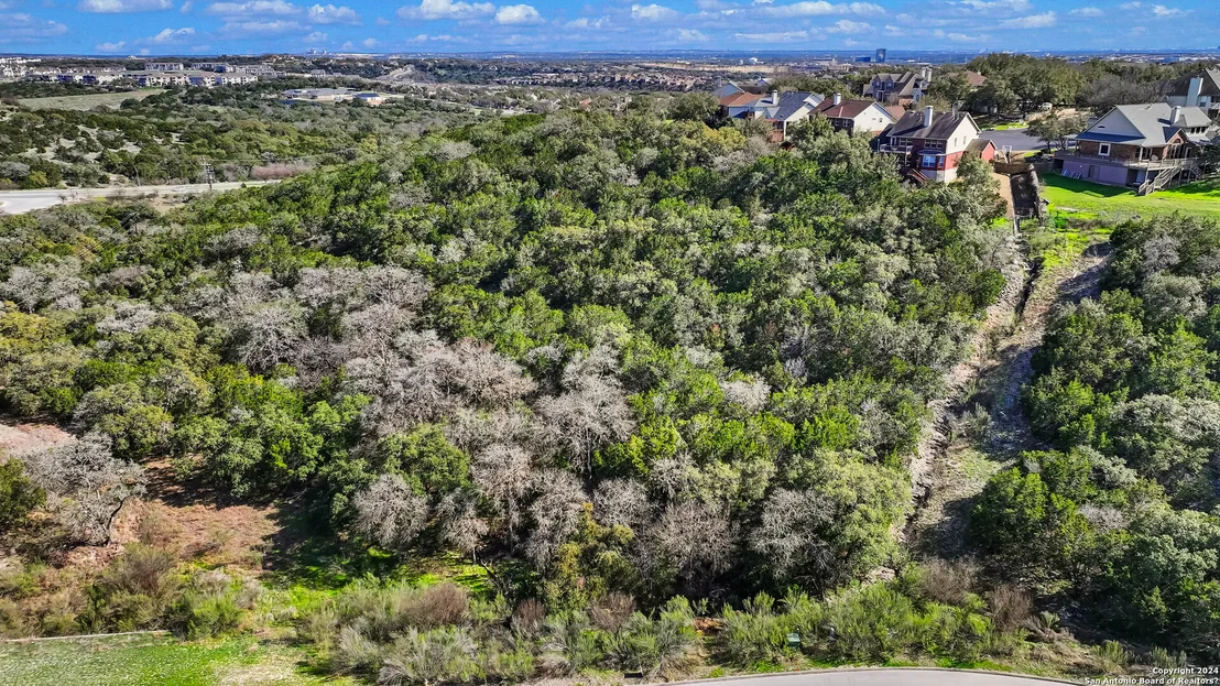 Photo of 602 WINDING RAVINE