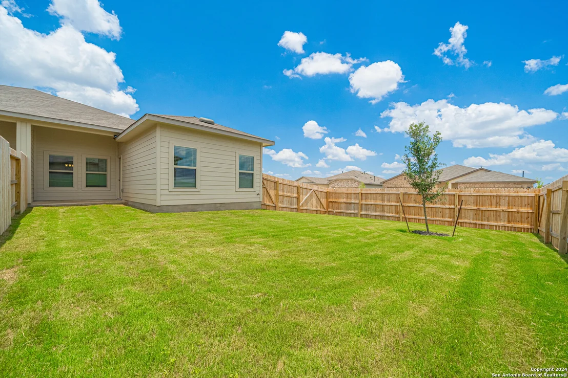 Photo of 5431 Devils Gate