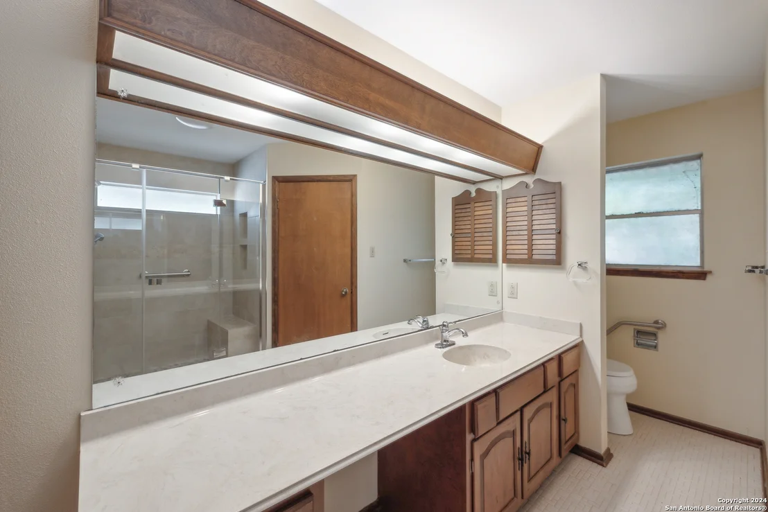 Photo of 449 GOLFCREST