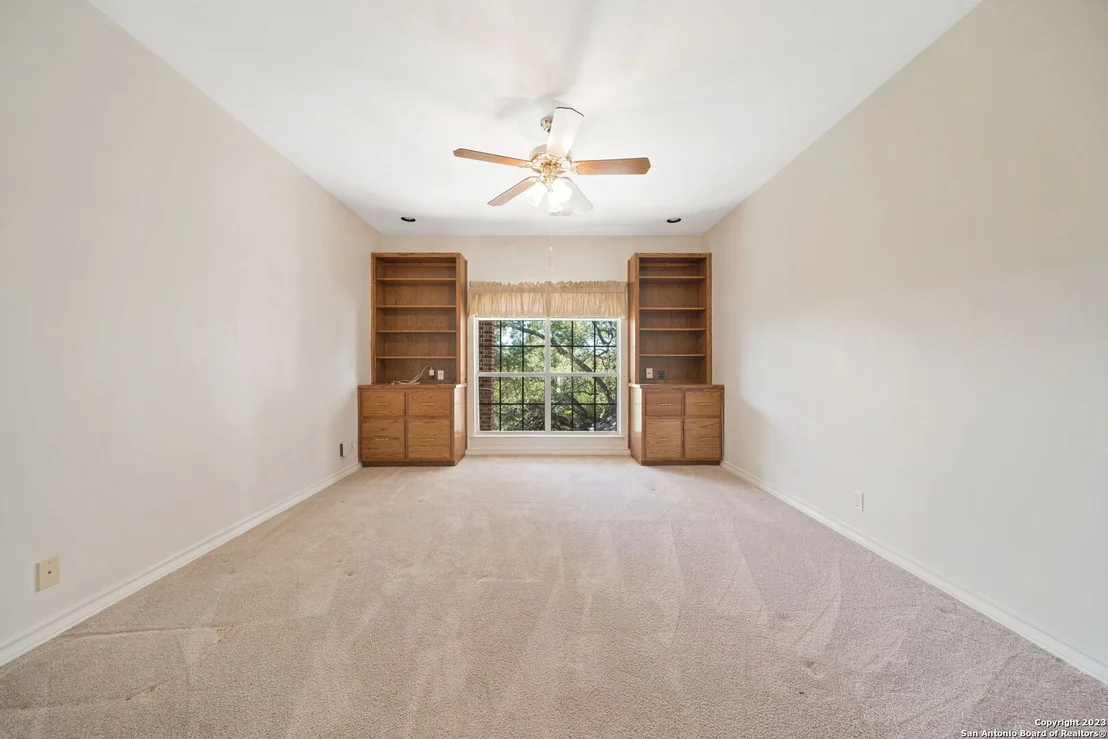 Photo of 32 IMPERIAL WAY