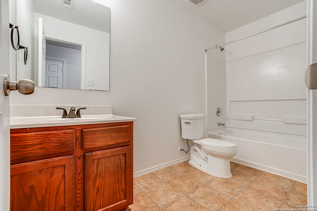 Photo of 8507 Silver Willow