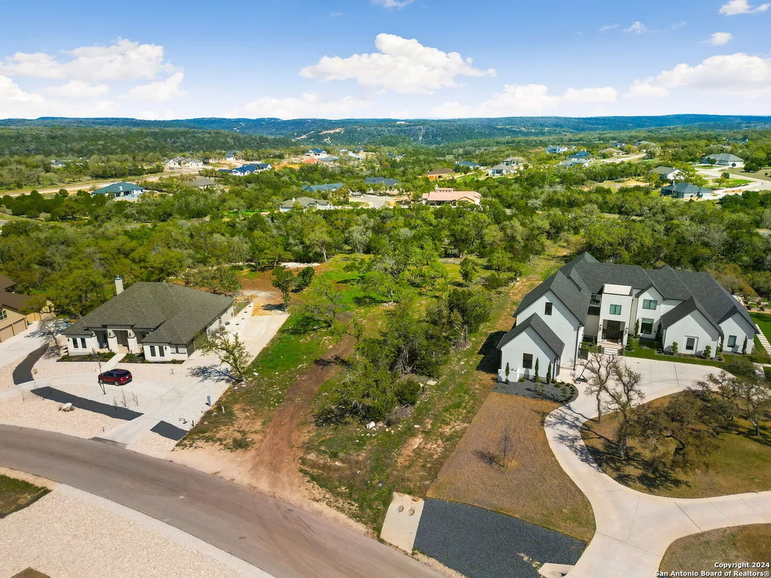 Photo of 1275 SMOKY LOOP RD
