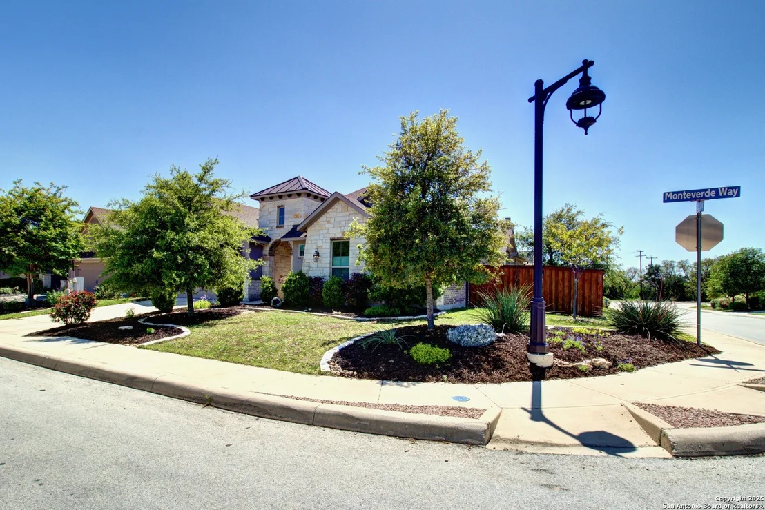 Photo of 3902 Monteverde