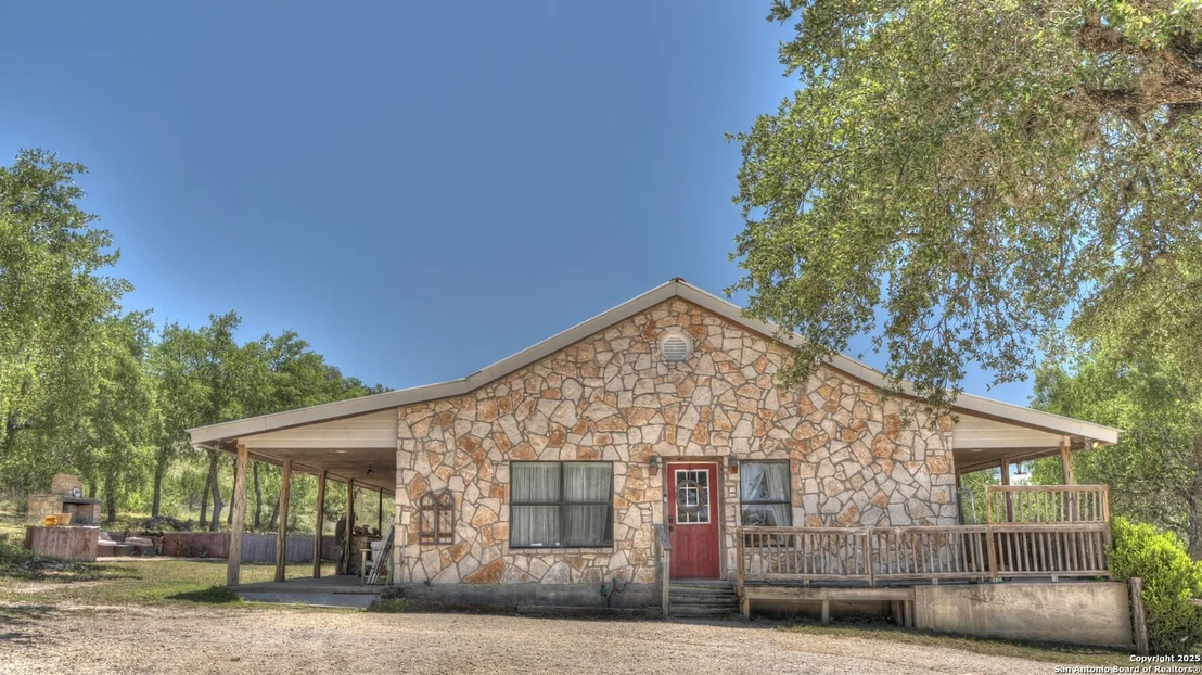 Photo of 121 David Rankin Rd